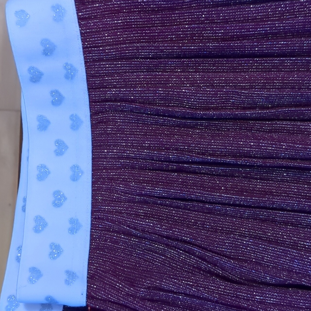 Skirt - Picture 2 of 3